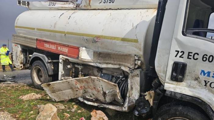 Tanker ile minibüs çarpıştı: 9 yaralı