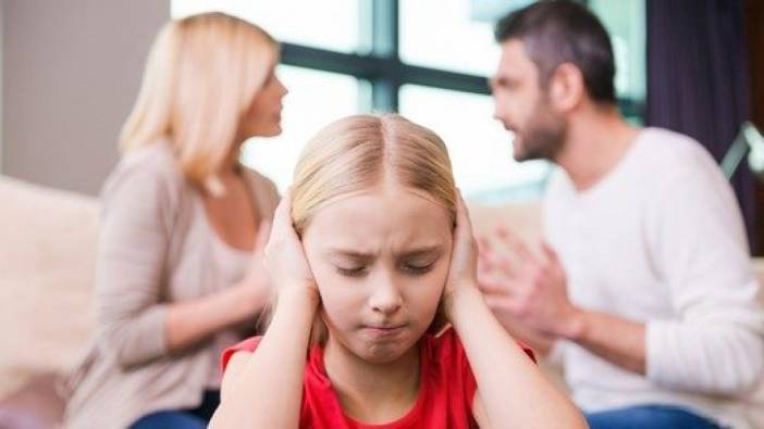 Çocuklar stresli babalara dikkat