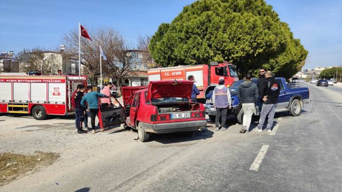 Aydın’da kamyonetle otomobilin çarpıştığı kazada 1'i ağır 3 kişi yaralandı