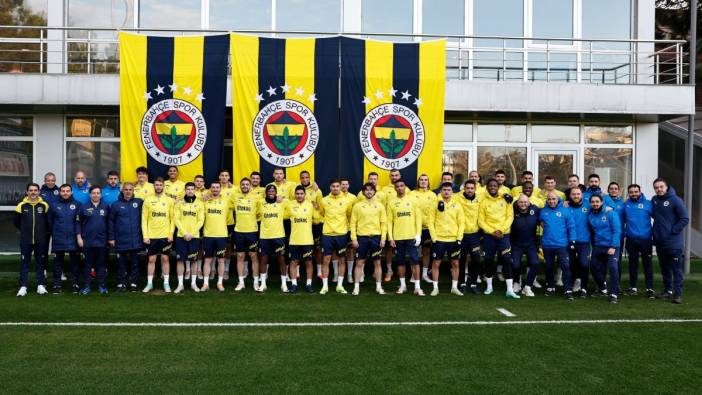 Fenerbahçe'den flaş paylaşım. Yan yana dizildiler dosta düşmana mesaj verdiler