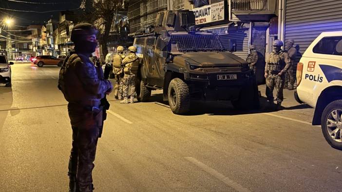 Adana'da polise silah ve bıçakla direnen kişi gözaltına alındı
