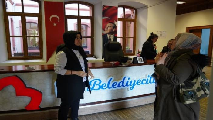 Bilecik Belediyesinde işaret dili tercümanı hizmet vermeye başladı