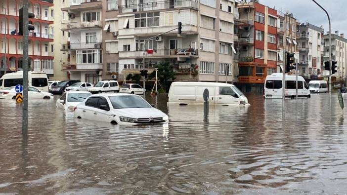Antalya'da selden etkilenen 4 ilçe afet bölgesi ilan edildi