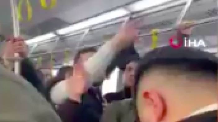 Otobüs şoförü ile yolcu arasında çıkan kavga sosyal medyada gündem oldu