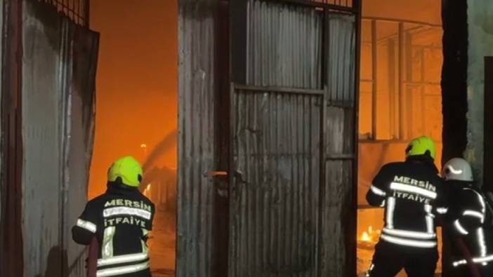 Tarsus'ta galvaniz kaplama tesisinde yangın