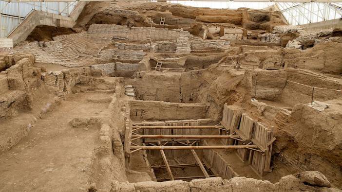 Çatalhöyük'te 8 bin 600 yıllık ekmek bulundu