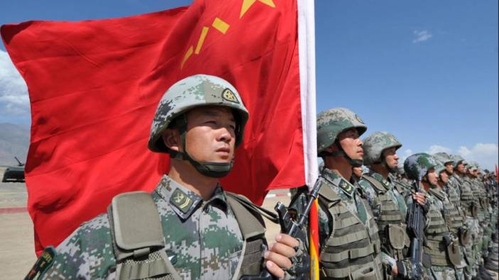 ABD ile rekabet halindeki Çin savunma harcamalarını yüzde 7,2 artıracak