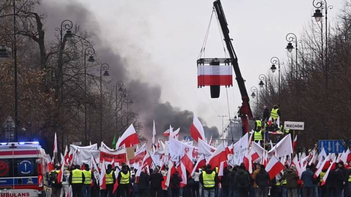 Polonyalı çiftçiler AB'nin tarım politikalarını protesto etti
