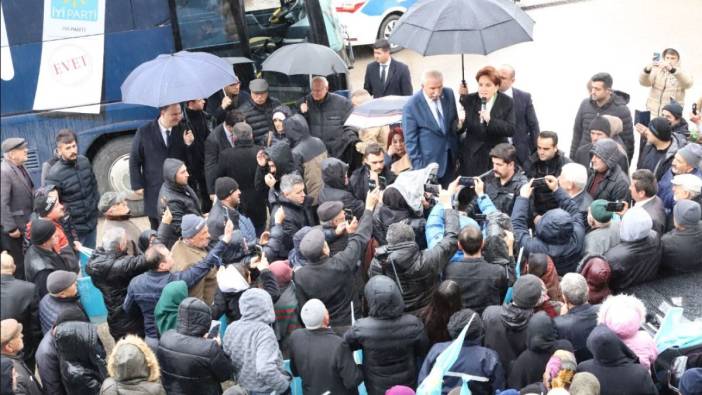 İYİ Parti Genel Başkanı Meral Akşener Karabük’te vatandaşlarla bir araya geldi