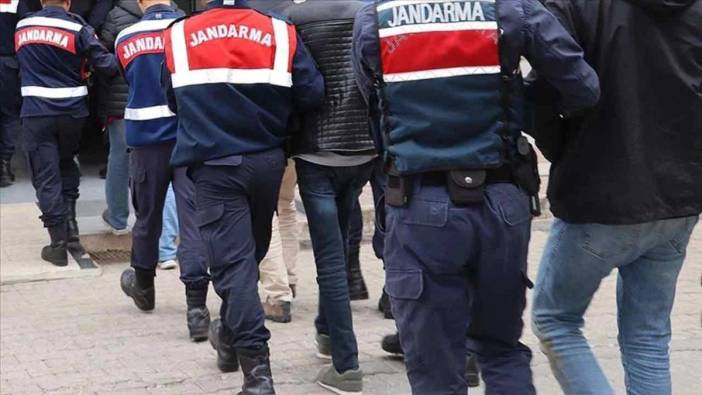 FETÖ, PKK ve DHKP-C üyesi 14 kişi yurt dışına kaçarken yakalandı