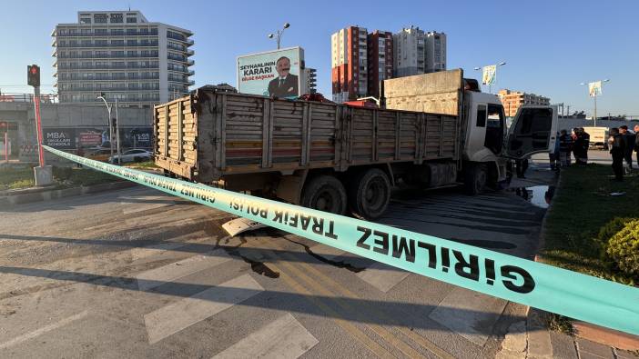 Adana'da otobüs ile kamyon çarpıştı: 1 ölü