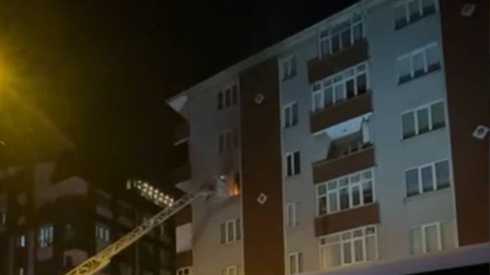 Gebze’de 7 katlı apartmanda yangın çıktı