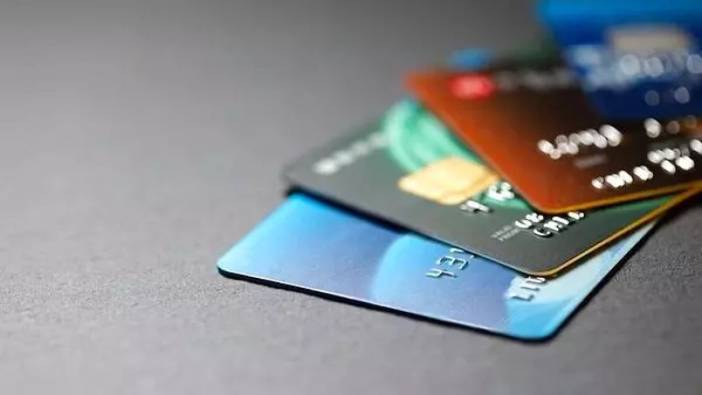 Kredi kartından nakit avans çekim faizine zam: Yüzde 5’e yükseldi