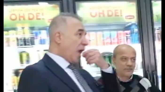 AKP'li Belediye Başkanı oruçlu olduğunu unuttu esnaf ziyaretinde kuruyemiş yedi