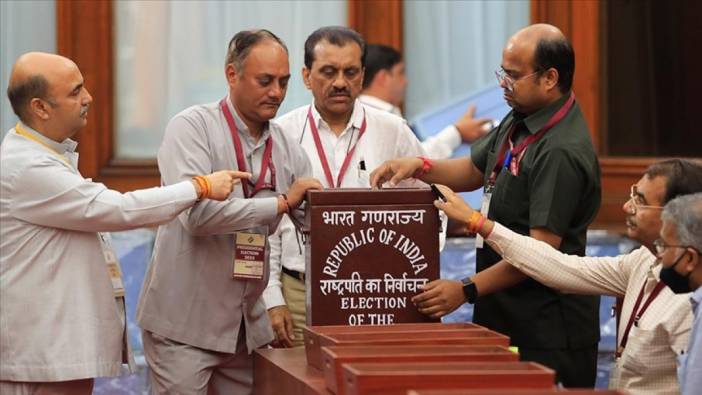 Hindistan 19 Nisan'da genel seçime gidiyor