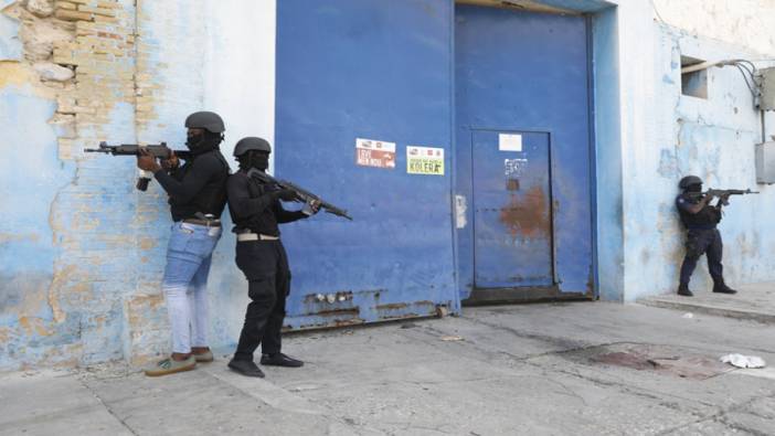 Haiti’de çeteden sokak ortasında toplu infaz