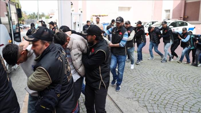 İzmir'de DEM Parti'nin Nevruz etkinliğinde 82 kişi gözaltı