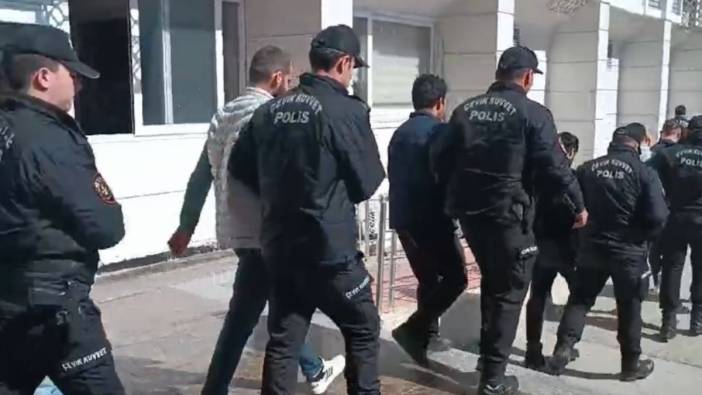 Mersin'de şafak operasyonu: 88 aranan şahıs yakalandı