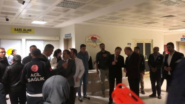 Siirt'te öğrenci servis minibüsü devrildi: 7 Yaralı