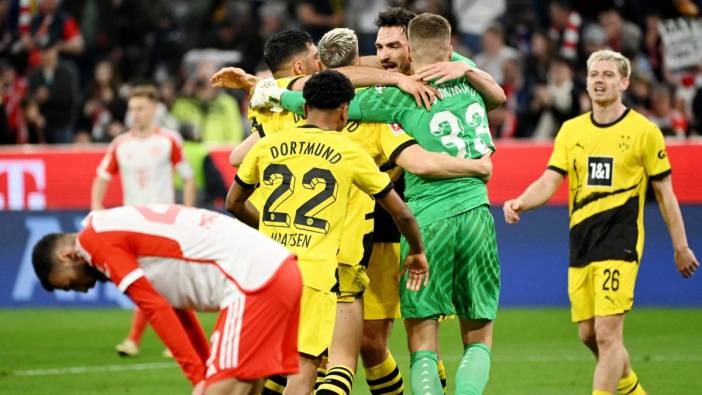Almanya Bundesliga'da dev maç Dortmund'un. Bayern neye uğradığını şaşırdı