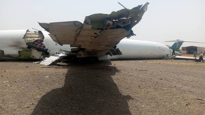 45 yaşındaki kargo uçağı iniş sırasında düştü