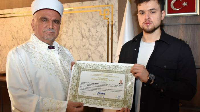 Kazakistanlı öğrenci Müslüman oldu