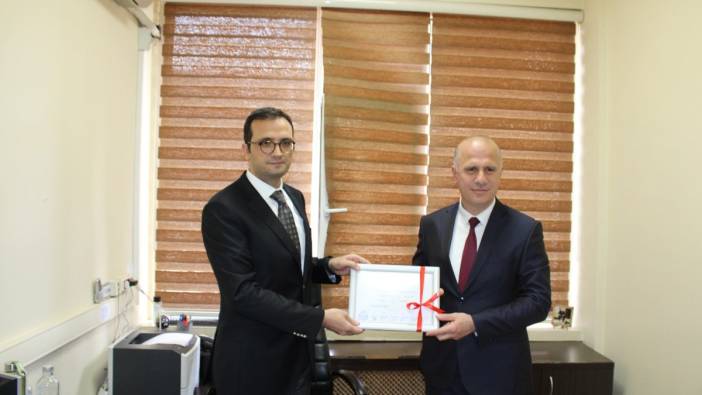 İYİ Parti'nin Bilecik’teki ilk belediye başkanı Bekir Torun mazbatasını aldı