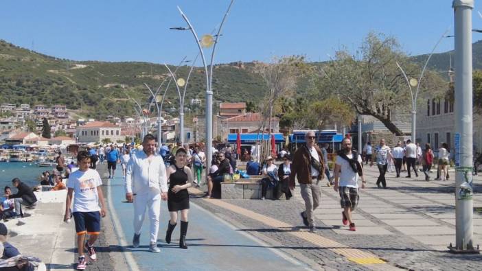 Foça'ya bayram akını