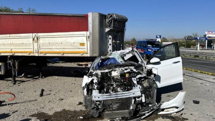 Kırıkkale'de trafik kazası: 1 ölü, 2 yaralı