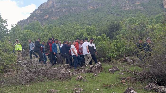 Ot toplarken 150 metreden kayalıklara düştü hayatını kaybetti