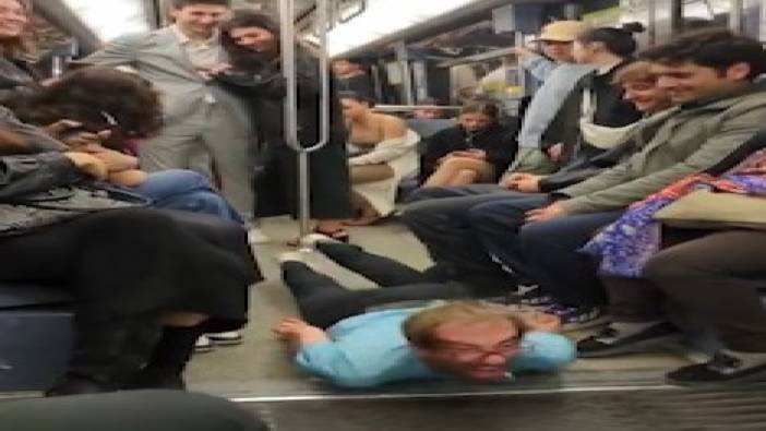 Metroda solucan taklidi yapan adam viral oldu