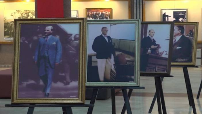 Atatürk Resimleri Sergisi ziyaretçilerini bekliyor