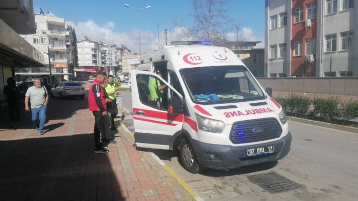Antalya’da motosiklet sürücüsü ölümden döndü