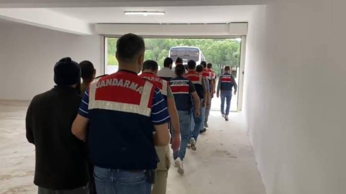 İzmir'de DEAŞ operasyonunda 8 kişi tutuklandı