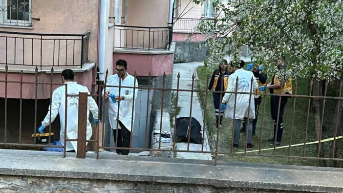 Sivas'ta görme engelli yaşlı adam balkondan düşerek hayatını kaybetti