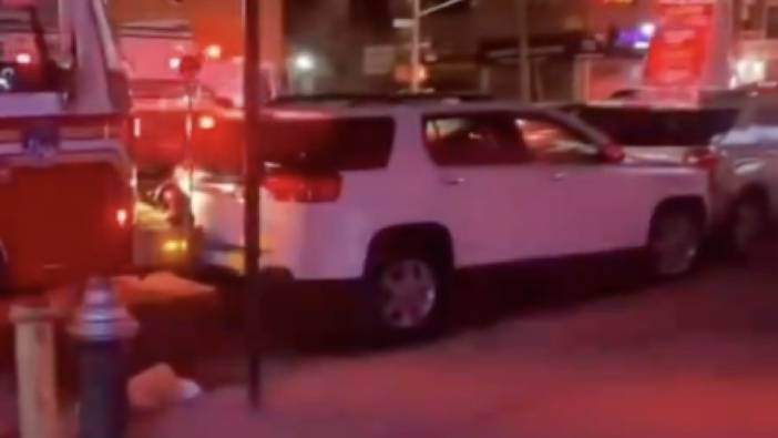 Amerika'da itfaiyecilerin yangın musluğu önüne park eden araçlara tepkisi
