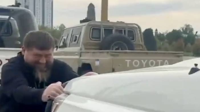 Ramazan Kadirov'un sadece ellerini kullanarak cip çektiği iddia edilen video gündem oldu