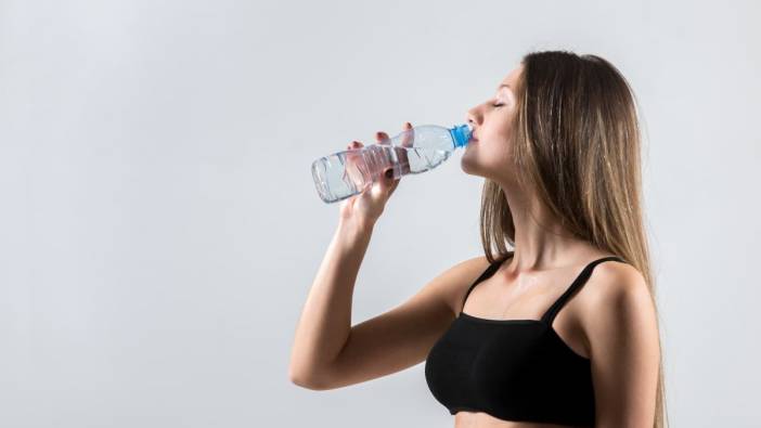 Pet şişeden su içmek sağlığımızı tehdit ediyor mu?
