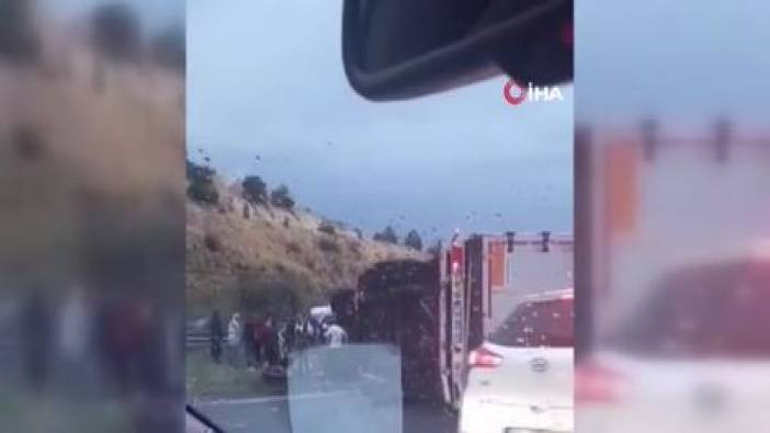Ankara'da tır devrildi