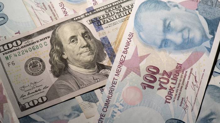 Dolar yeni günde sessiz bekleyişte