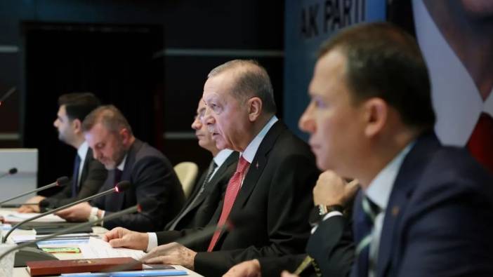 AKP'de kritik toplantı