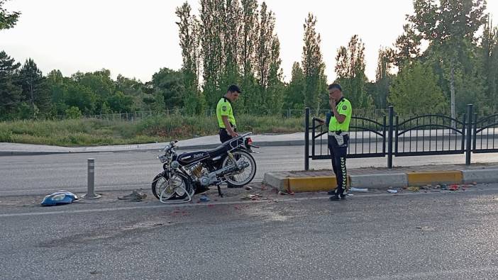 Çorum'da iki motosiklet çarpıştı. Bir sürücü yaralandı diğeri kaçtı