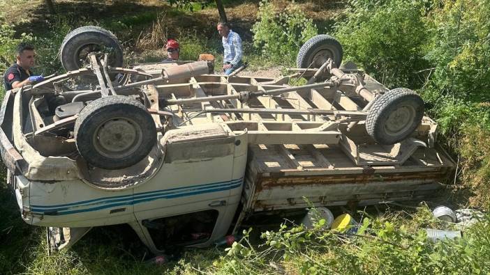 Bursa’da kamyonet devrildi. 1 ölü 3 yaralı