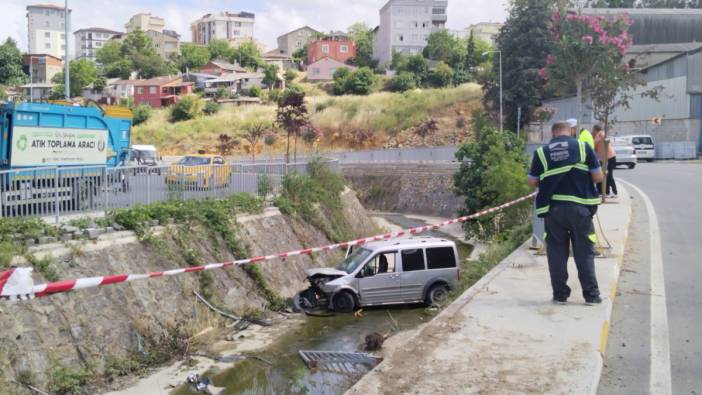 Direksiyon hakimiyetini kaybetti su kanalına uçtu