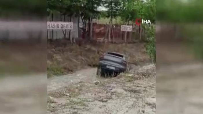 Ankara’da pikap dereye uçtu. 1 ölü 3 yaralı