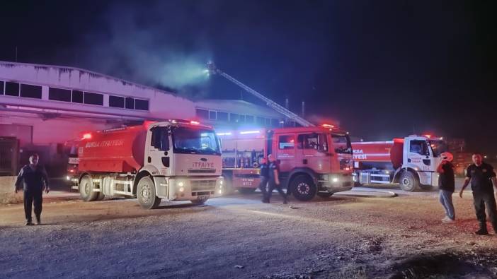 Bursa’da yedek parça fabrikasında yangın