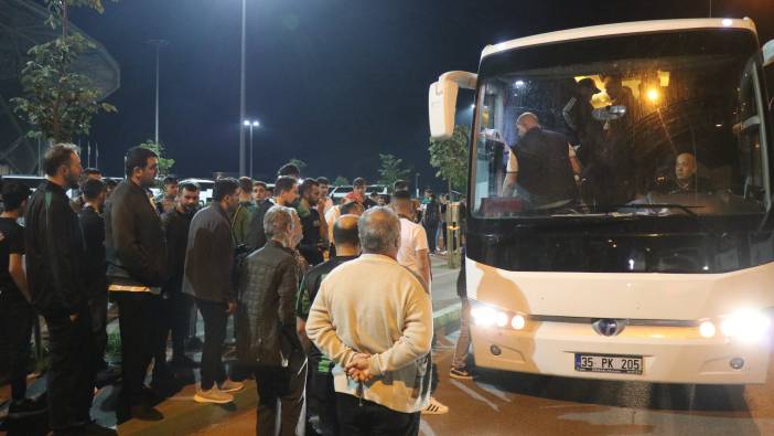 150 otobüs Play-off finali için Sakarya’dan Adana’ya hareket etti