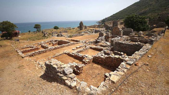 Mersin'deki Anemurium Antik Kenti'nde restorasyon çalışmaları sürüyor