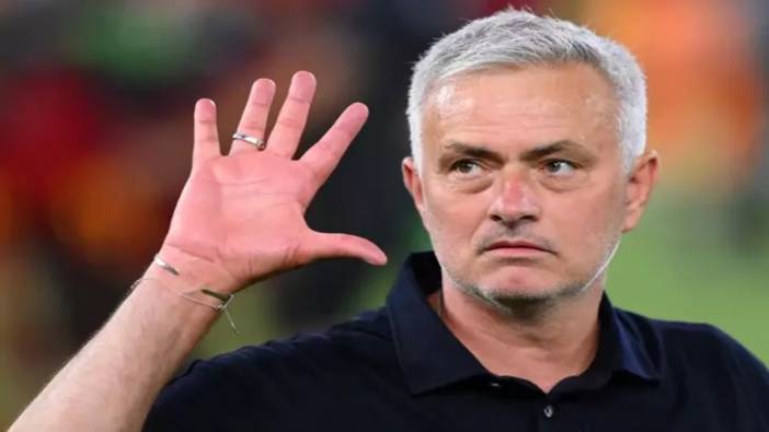 Mourinho resmen Fenerbahçe'de