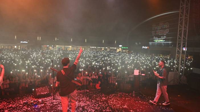 Uluslararası Gül Festivali'nde unutulmaz konser